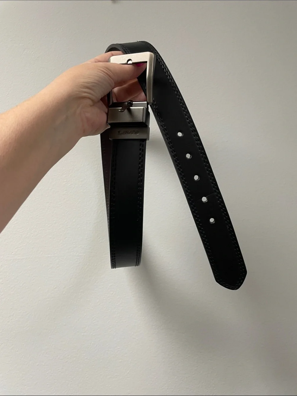 Levi's Men's Black Belt with Gunmetal Buckle sz34 | Like New